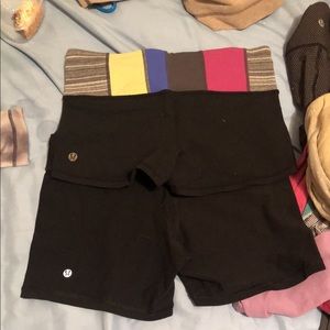 🍋 LULULEMON 🍋 2 booty shorts